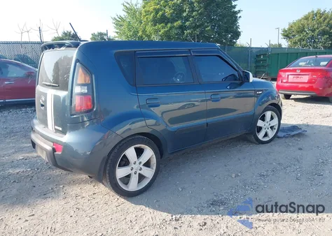 2010 Kia Soul + from USA, damaged, VIN KNDJT2A2XA7071951